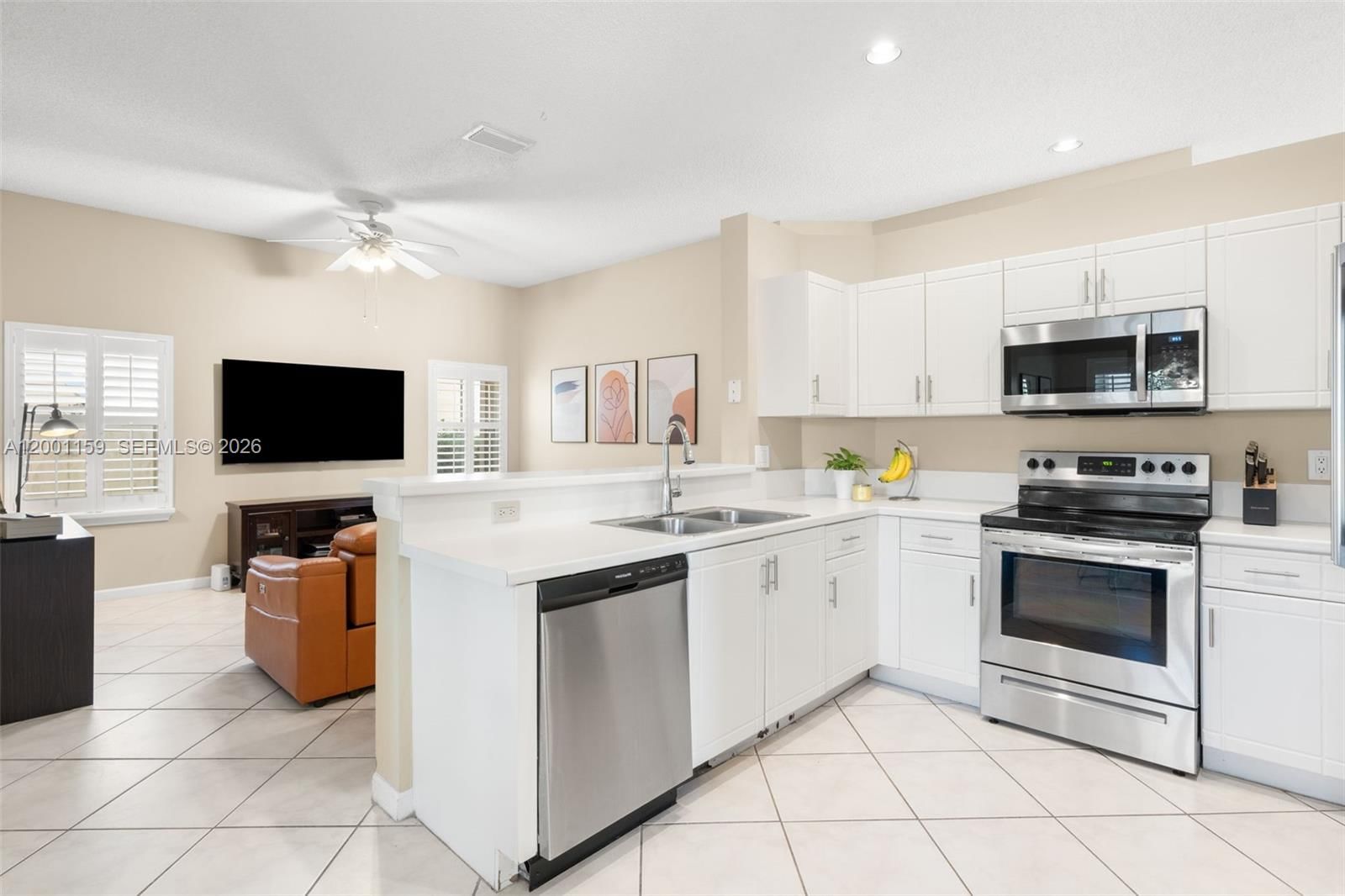 Real estate property located at 1414 Banyan Way, Broward, Sector 2-parcels 1 2 3 4, Weston, FL