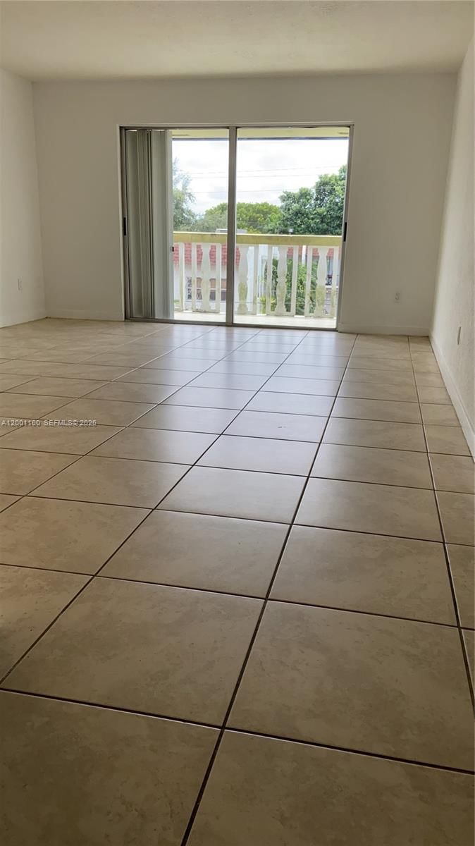 Real estate property located at , Miami-dade, Ola Condo, Miami, FL