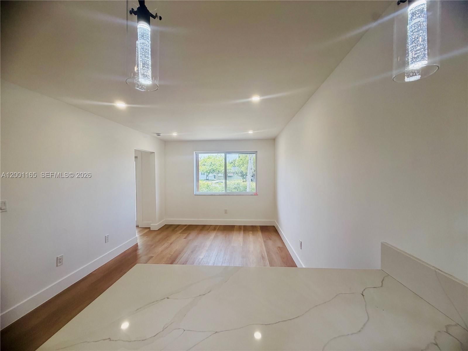 Real estate property located at 9051 200th St, Miami-dade, Cutler Ridge Pines, Cutler Bay, FL