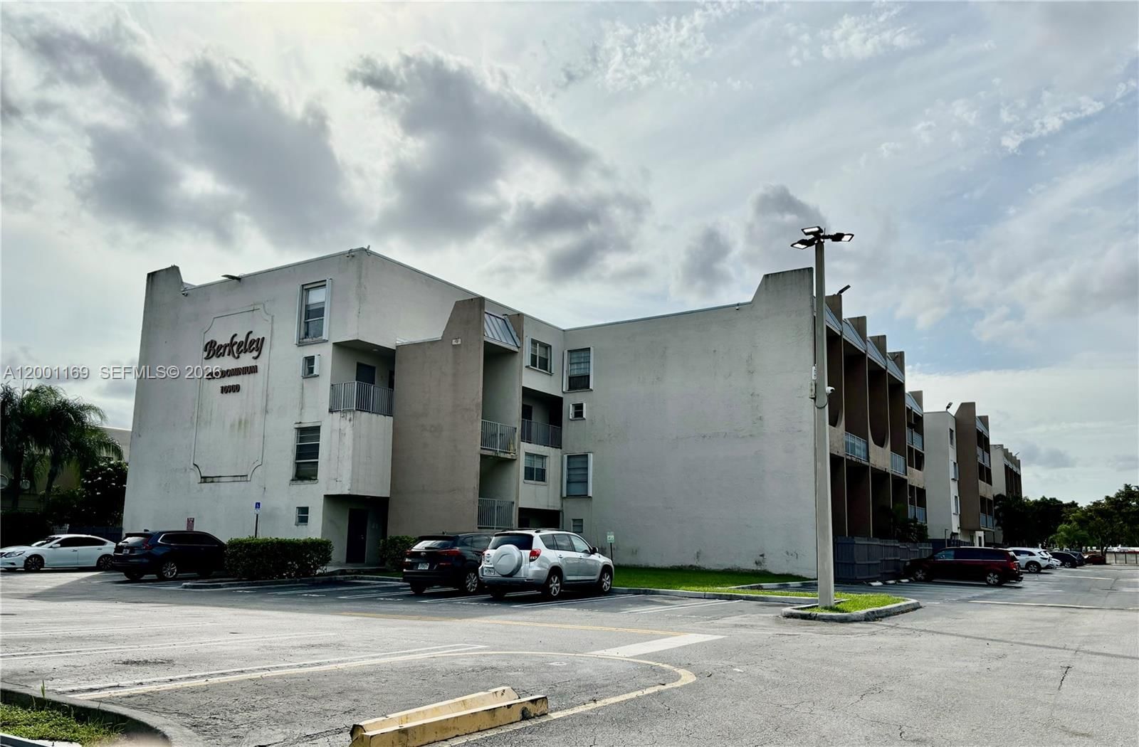 Real estate property located at 10900 104th St #303, Miami-dade, The Berkeley Condo, Miami, FL