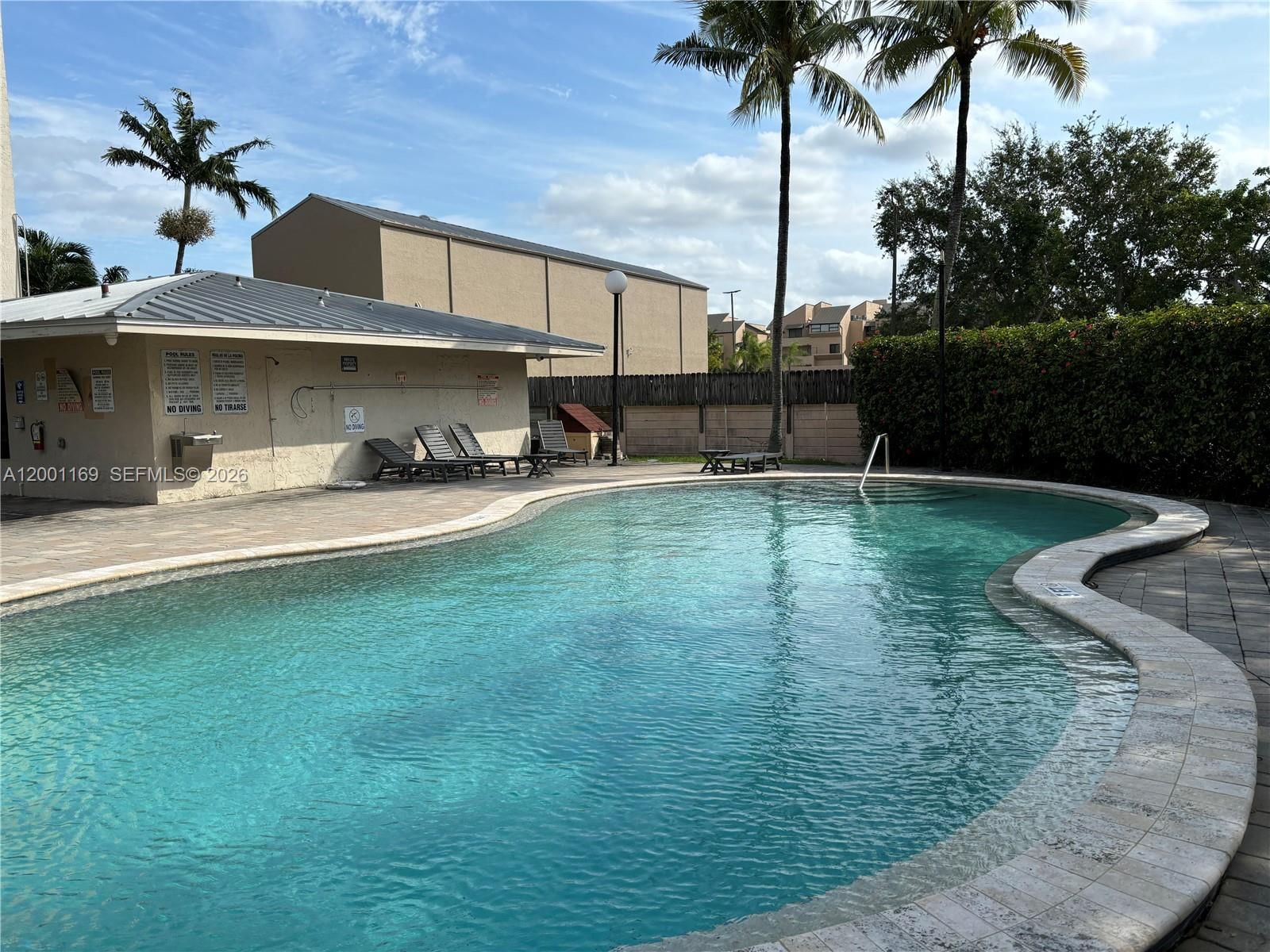 Real estate property located at 10900 104th St #303, Miami-dade, The Berkeley Condo, Miami, FL