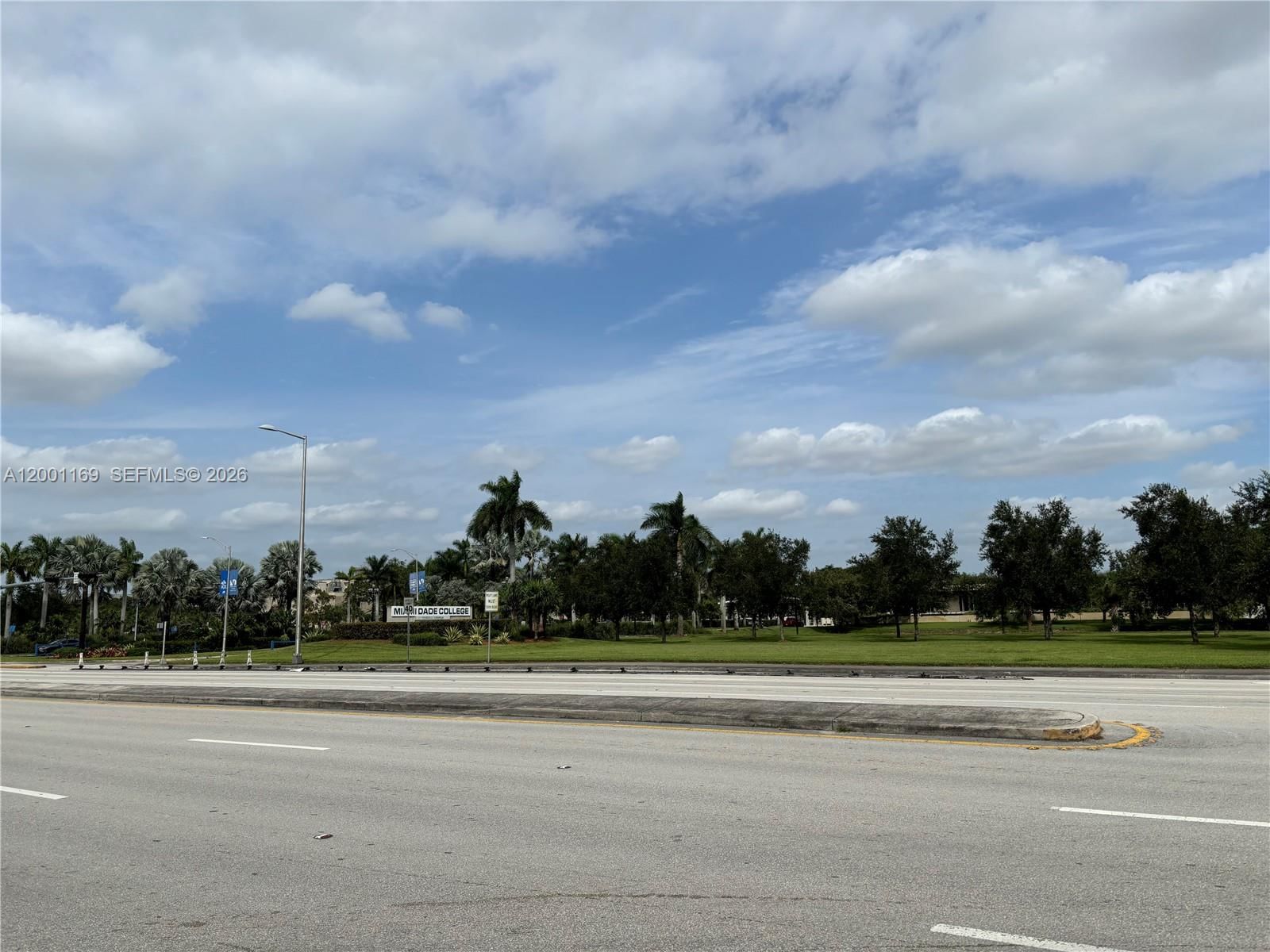 Real estate property located at 10900 104th St #303, Miami-dade, The Berkeley Condo, Miami, FL