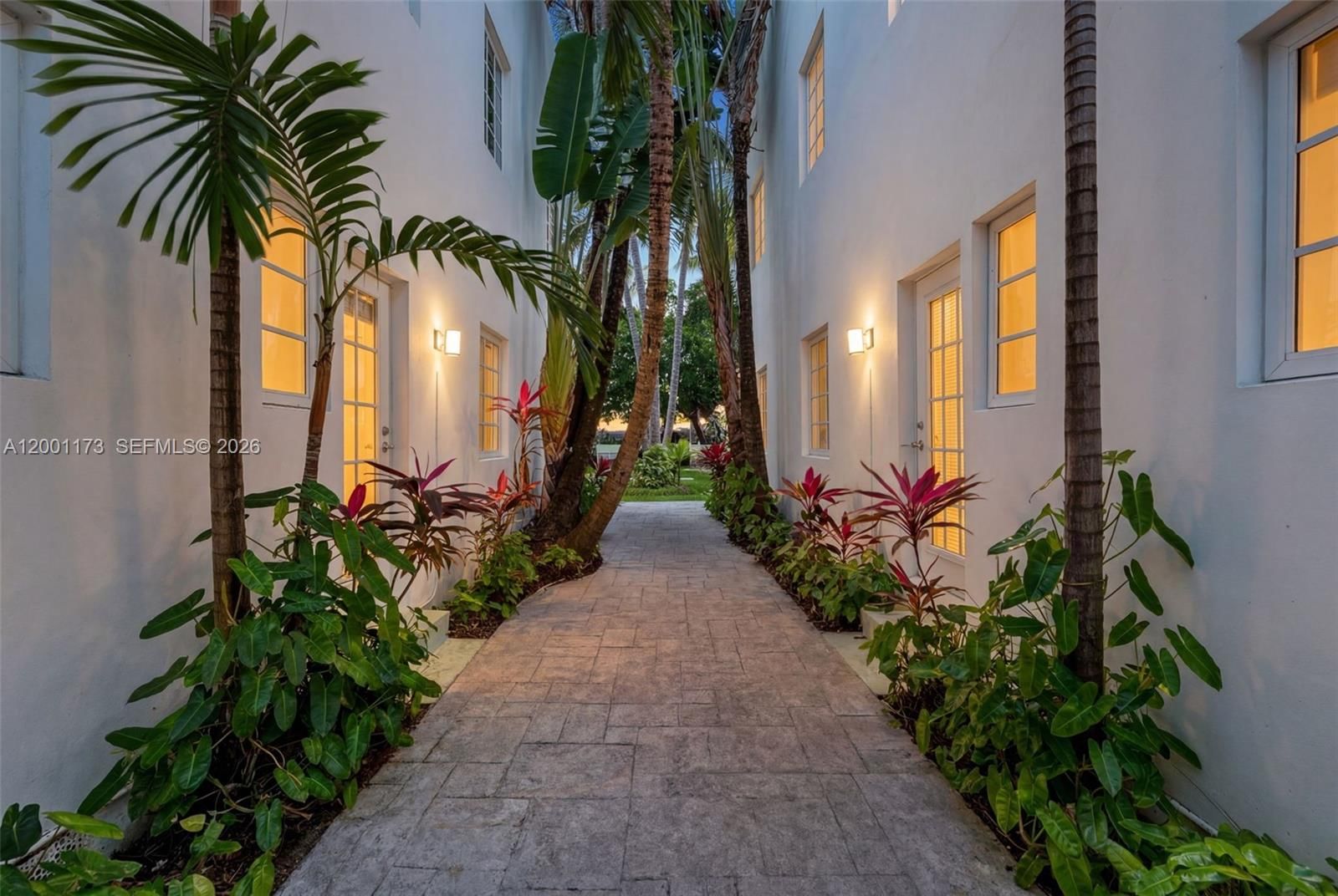 Real estate property located at 1205 Meridian Ave #3, Miami-dade, Arcadia Condo Of Miami Bea, Miami Beach, FL