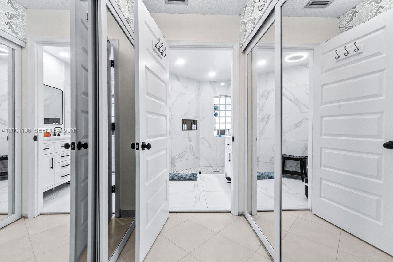 Real estate property located at 17816 10th Ln, Broward, Silver Lakes Ph Ii Replat, Pembroke Pines, FL