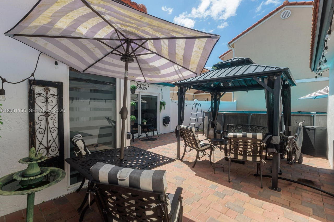 Real estate property located at 17816 10th Ln, Broward, Silver Lakes Ph Ii Replat, Pembroke Pines, FL
