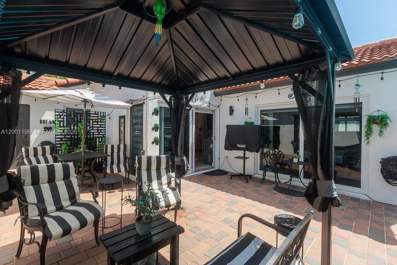 Real estate property located at 17816 10th Ln, Broward, Silver Lakes Ph Ii Replat, Pembroke Pines, FL