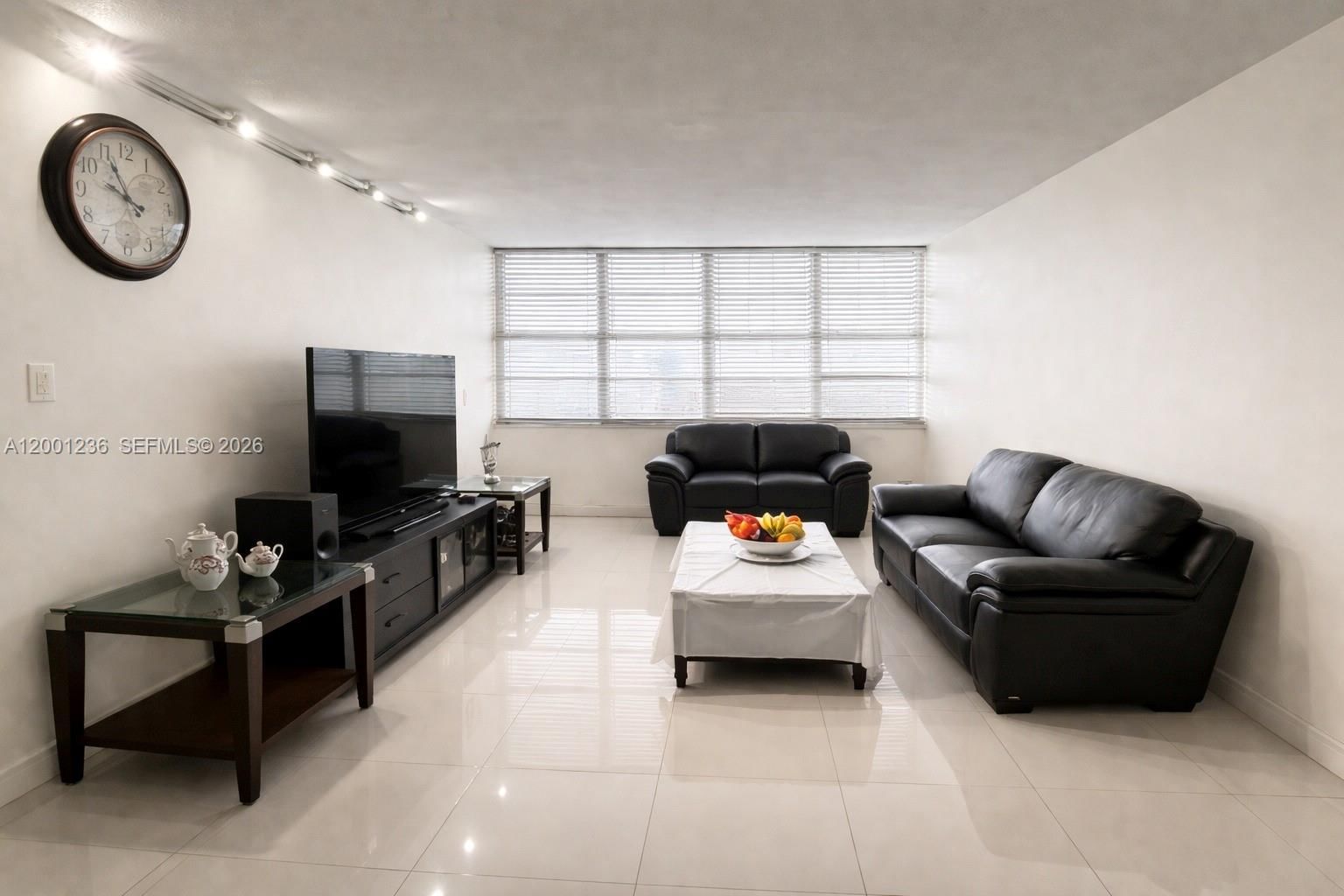 Real estate property located at 1351 Miami Gardens Dr #511E, Miami-dade, Buckley Towers Condo - Ea, Miami, FL