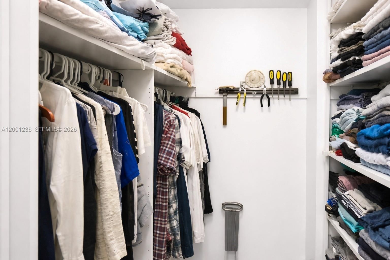 Real estate property located at 1351 Miami Gardens Dr #511E, Miami-dade, Buckley Towers Condo - Ea, Miami, FL