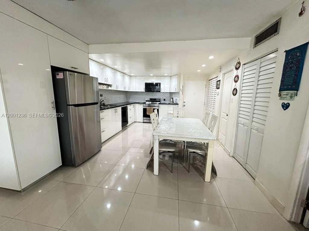 Real estate property located at 1351 Miami Gardens Dr #511E, Miami-dade, Buckley Towers Condo - Ea, Miami, FL