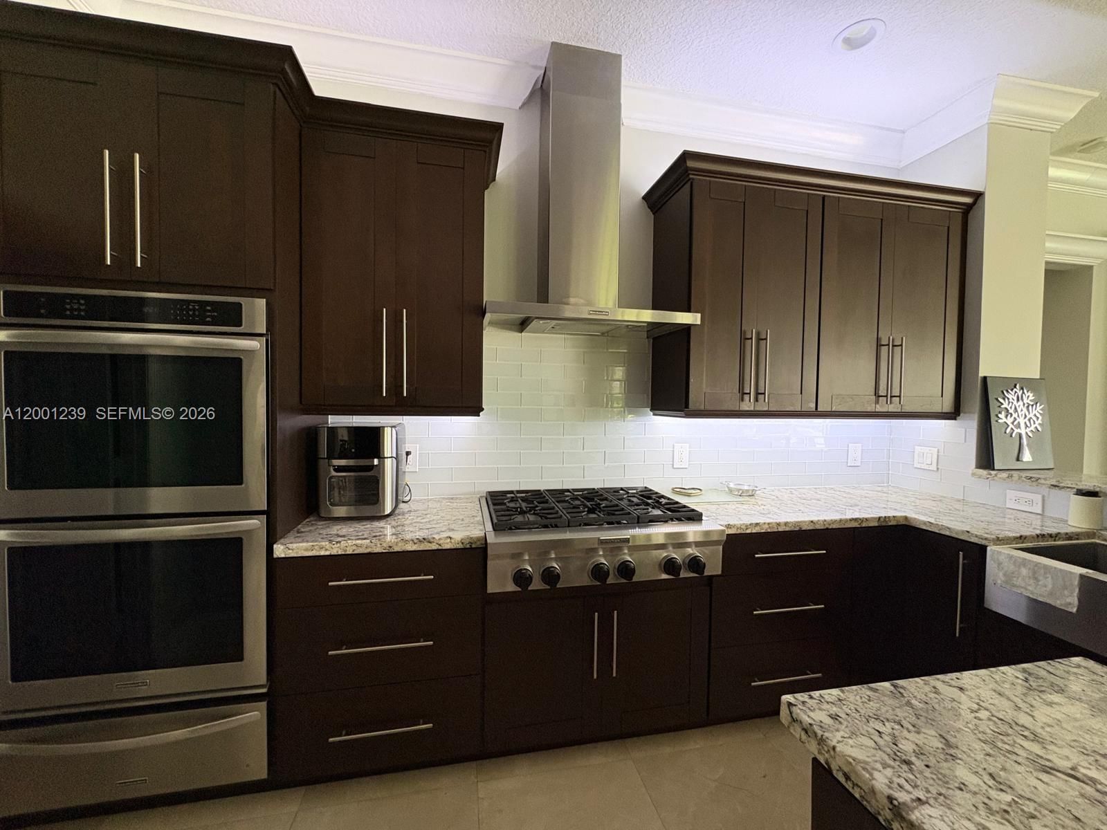 Real estate property located at 13805 41st St, Broward, Imagination Farms East, Davie, FL