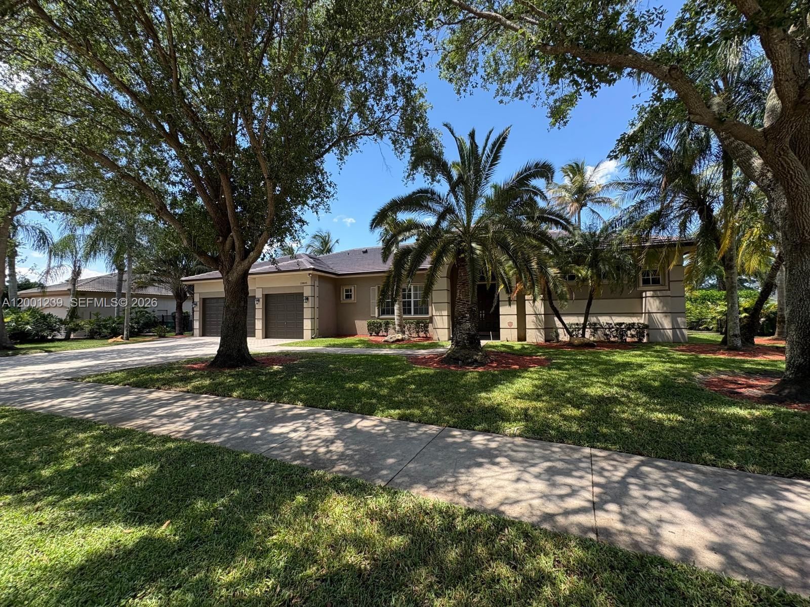 Real estate property located at 13805 41st St, Broward, Imagination Farms East, Davie, FL