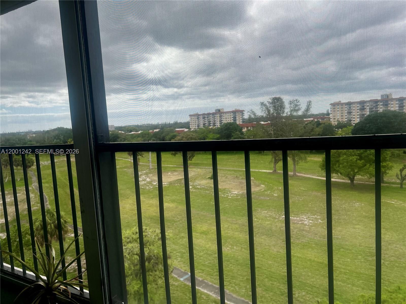 Real estate property located at 5860 44th St #804, Broward, Greens Of Inverrary Phase, Lauderhill, FL