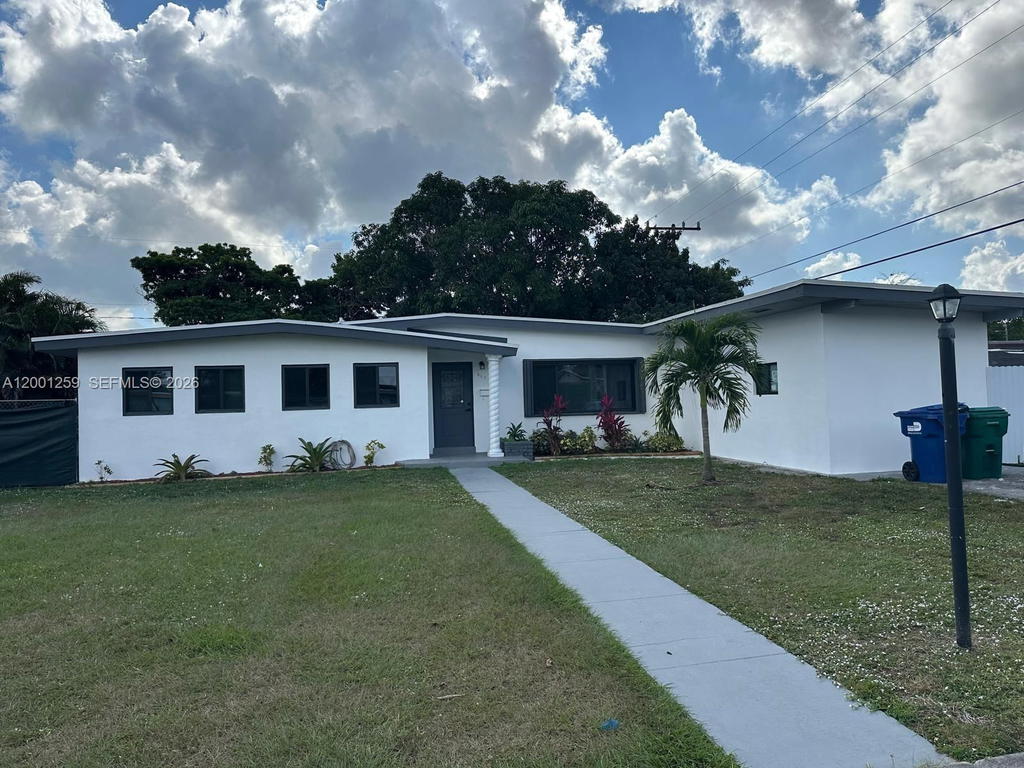 Real estate property located at 860 171st St, Miami-dade, Cravero Cloverleaf Estate, Miami Gardens, FL