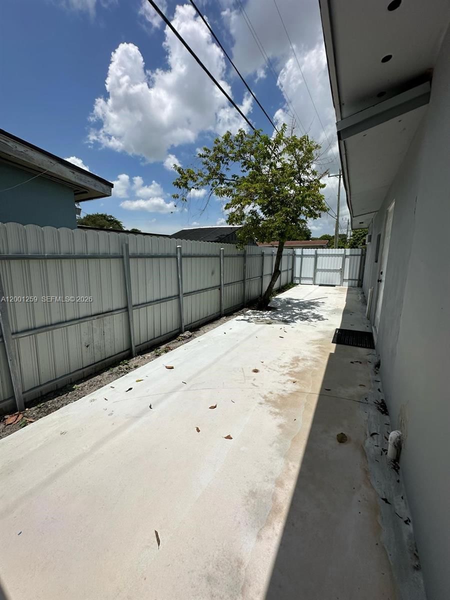 Real estate property located at 860 171st St, Miami-dade, Cravero Cloverleaf Estate, Miami Gardens, FL