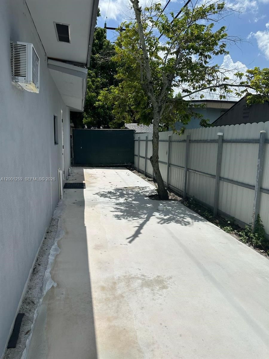 Real estate property located at 860 171st St, Miami-dade, Cravero Cloverleaf Estate, Miami Gardens, FL