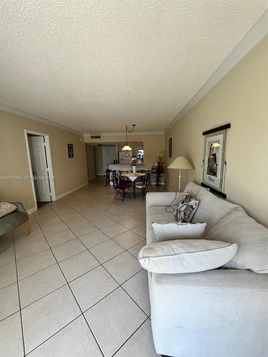 Real estate property located at 3200 Palm Aire Dr #407, Broward, No 11 Palm-aire Country C, Pompano Beach, FL