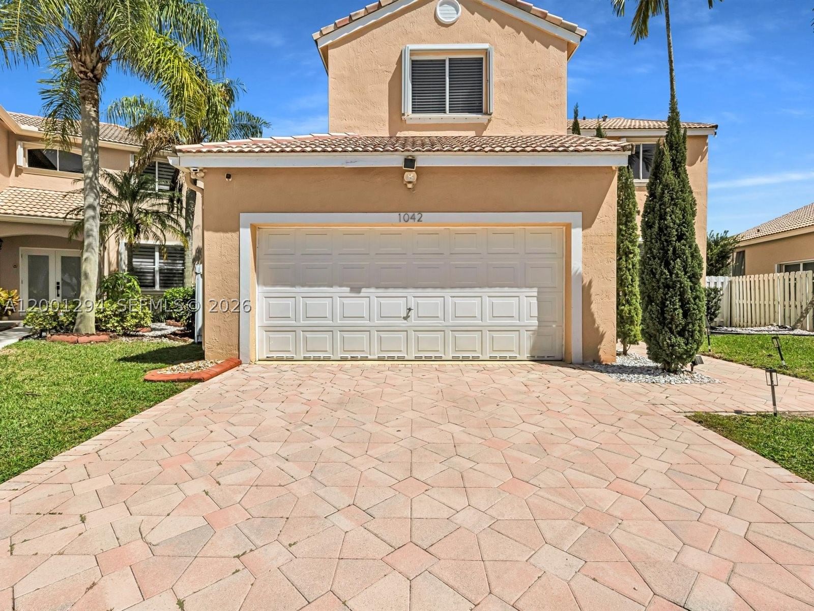 Real estate property located at 1042 Thistle Creek Ct, Broward, Sector 3 - Parcels C D E, Weston, FL