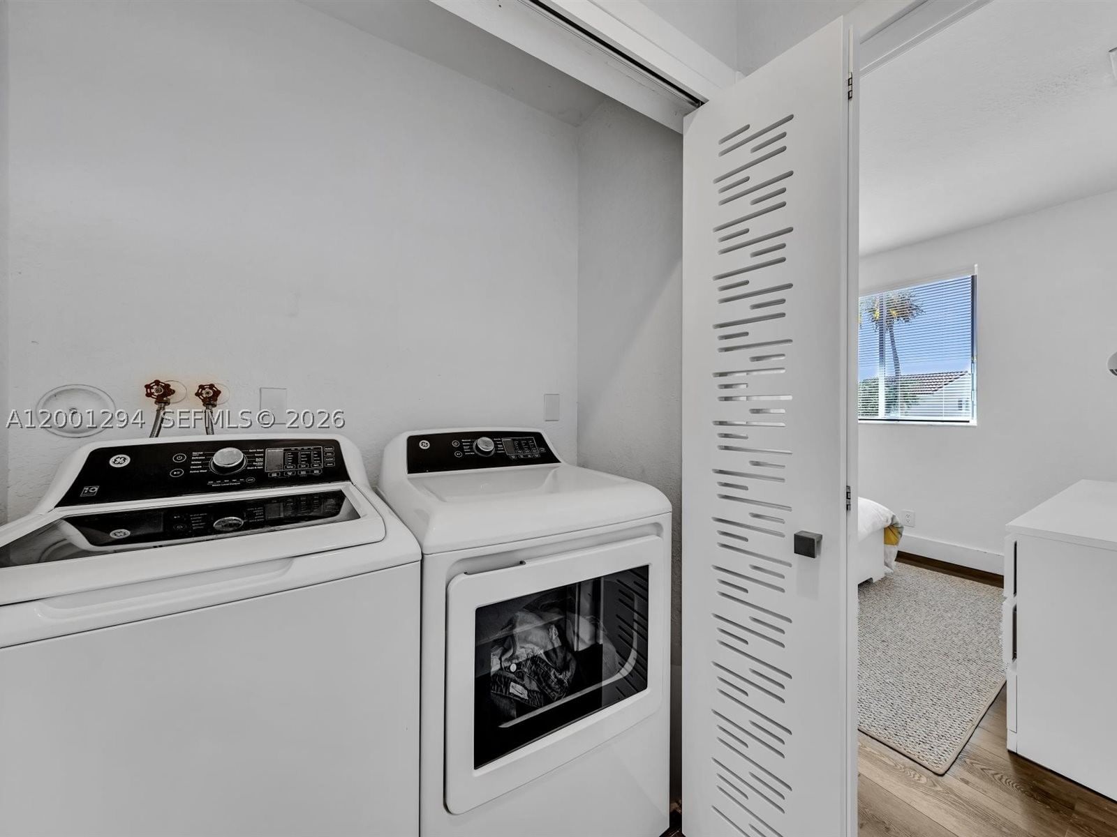 Real estate property located at 1042 Thistle Creek Ct, Broward, Sector 3 - Parcels C D E, Weston, FL