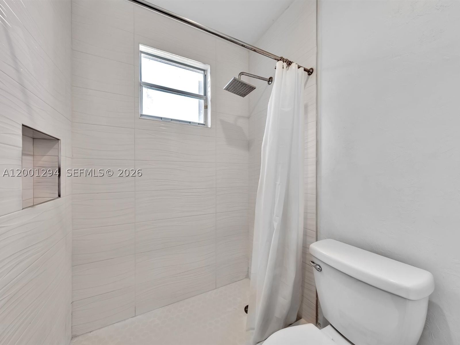 Real estate property located at 1042 Thistle Creek Ct, Broward, Sector 3 - Parcels C D E, Weston, FL