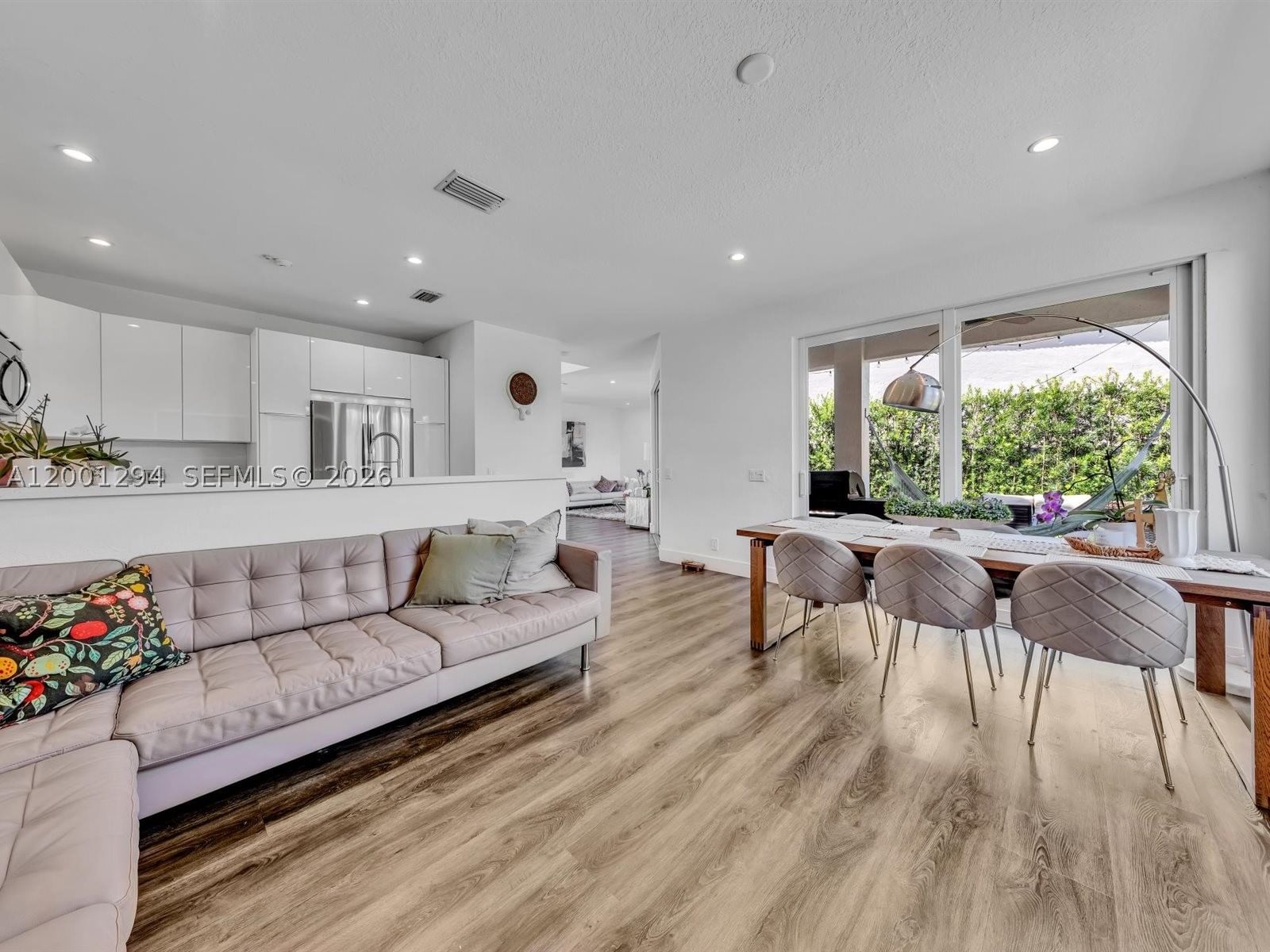 Real estate property located at 1042 Thistle Creek Ct, Broward, Sector 3 - Parcels C D E, Weston, FL