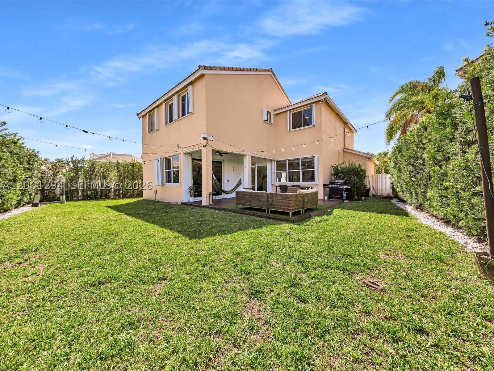 Real estate property located at 1042 Thistle Creek Ct, Broward, Sector 3 - Parcels C D E, Weston, FL