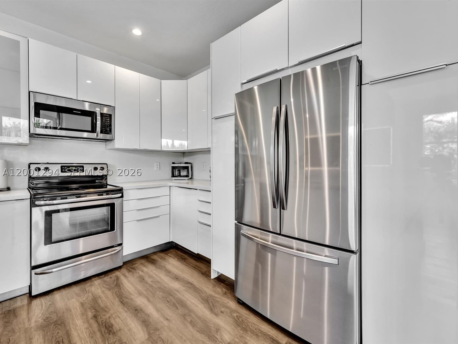 Real estate property located at 1042 Thistle Creek Ct, Broward, Sector 3 - Parcels C D E, Weston, FL