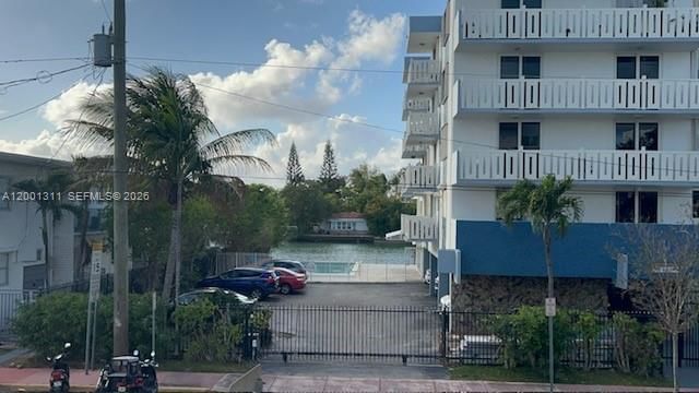 Real estate property located at 7830 Dickens Ave #203, Miami-dade, Dickens Gardens Condo, Miami Beach, FL