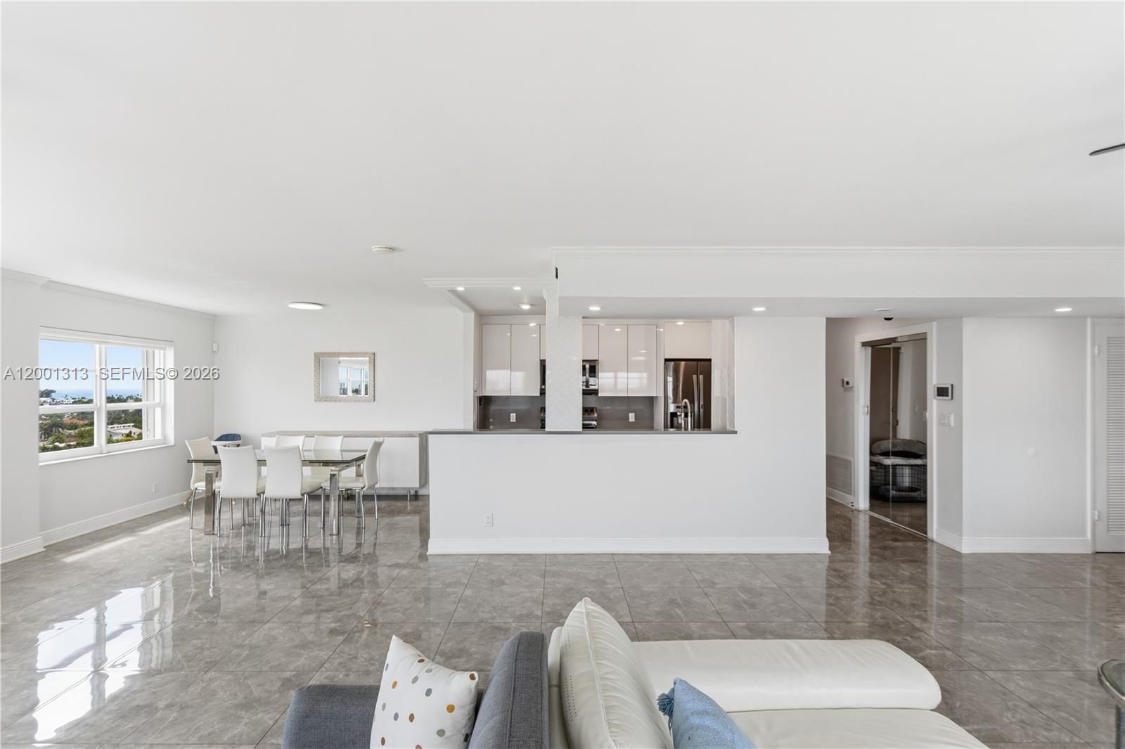 Real estate property located at 340 Sunset Dr #1210, Broward, Essex Tower Condo, Fort Lauderdale, FL