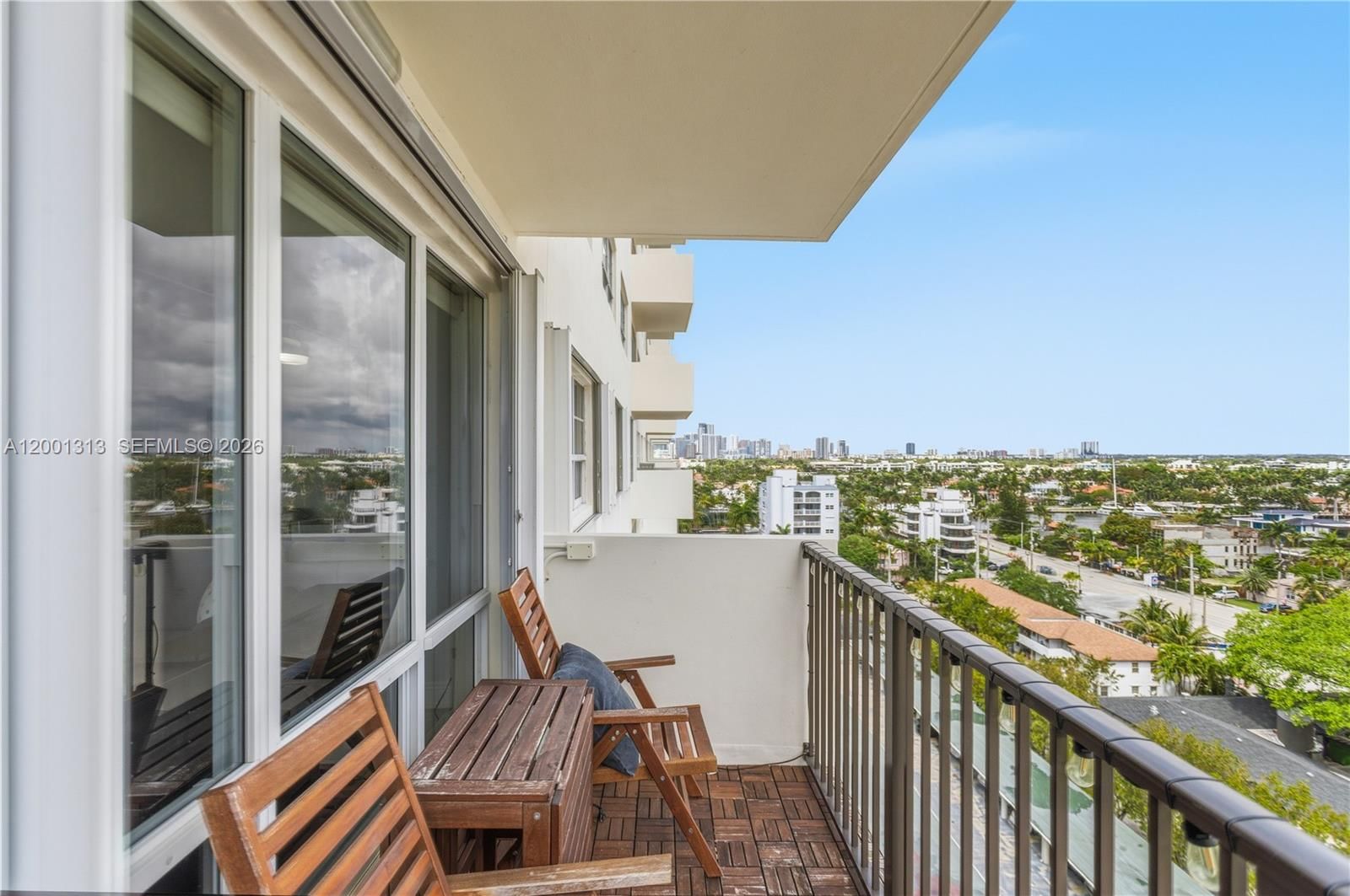 Real estate property located at 340 Sunset Dr #1210, Broward, Essex Tower Condo, Fort Lauderdale, FL