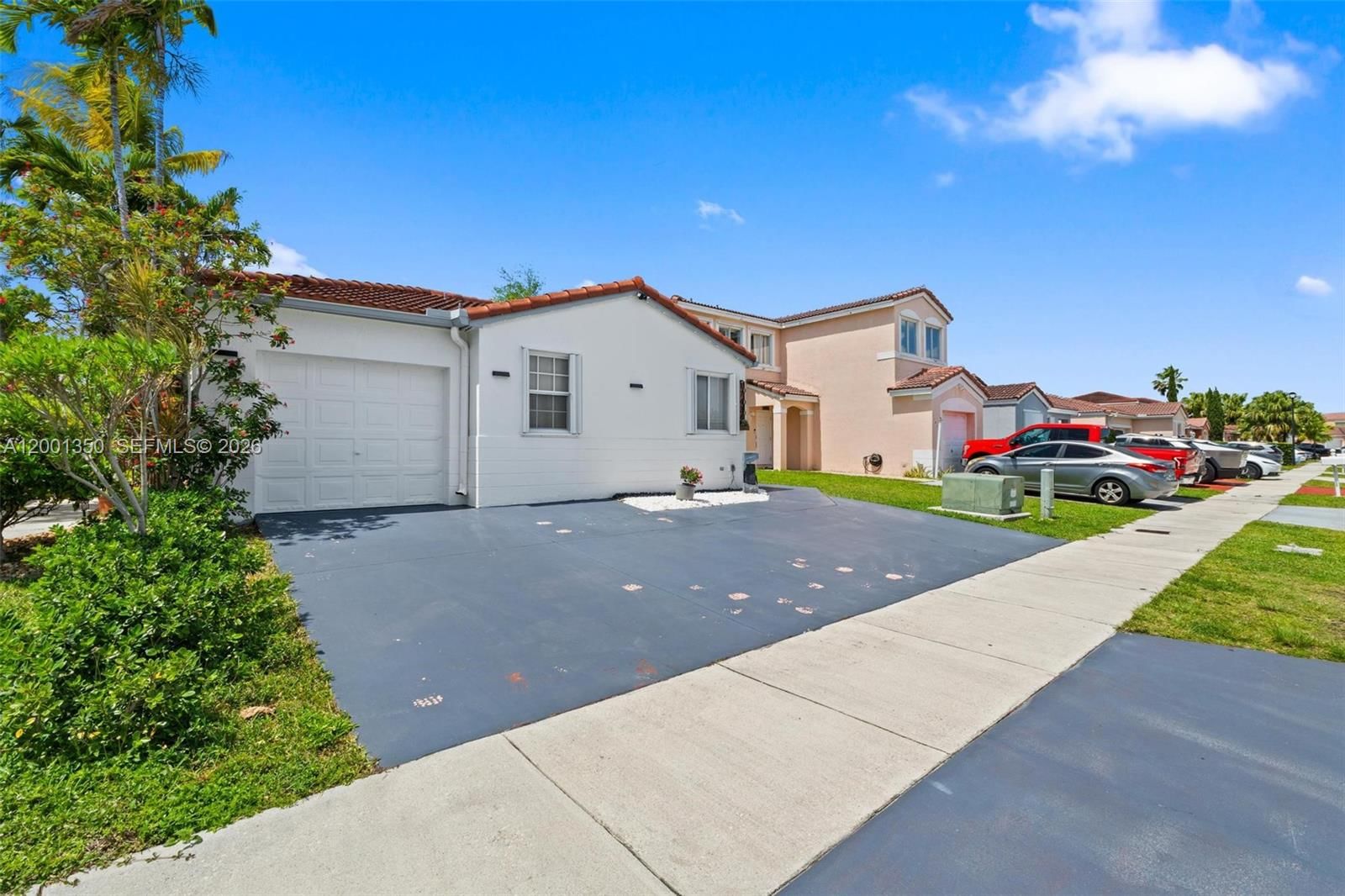 Real estate property located at 17434 143rd Pl, Miami-dade, Weitzer Serena Lakes West, Miami, FL