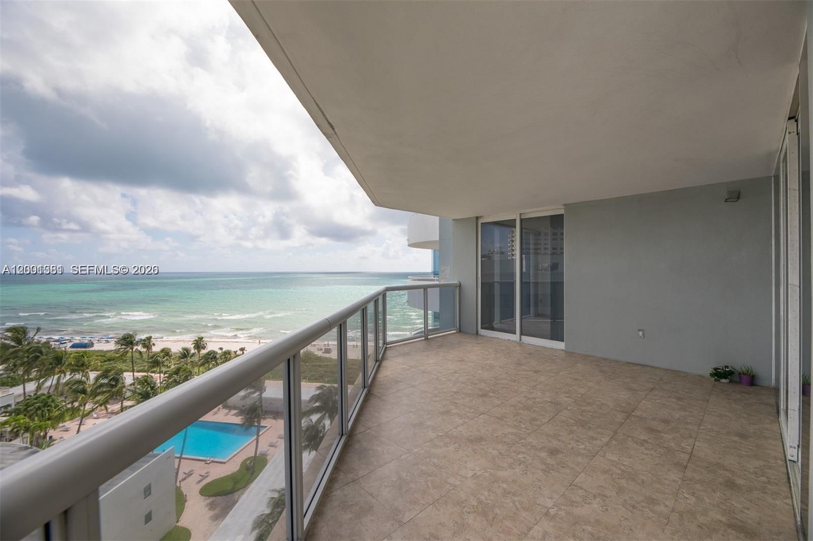 Real estate property located at 6301 Collins Ave #2008, Miami-dade, La Gorce Palace Condo, Miami Beach, FL