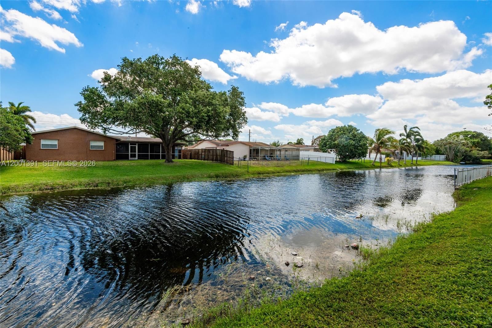 Real estate property located at 401 93rd Ave, Broward, Pasadena Lakes South, Pembroke Pines, FL