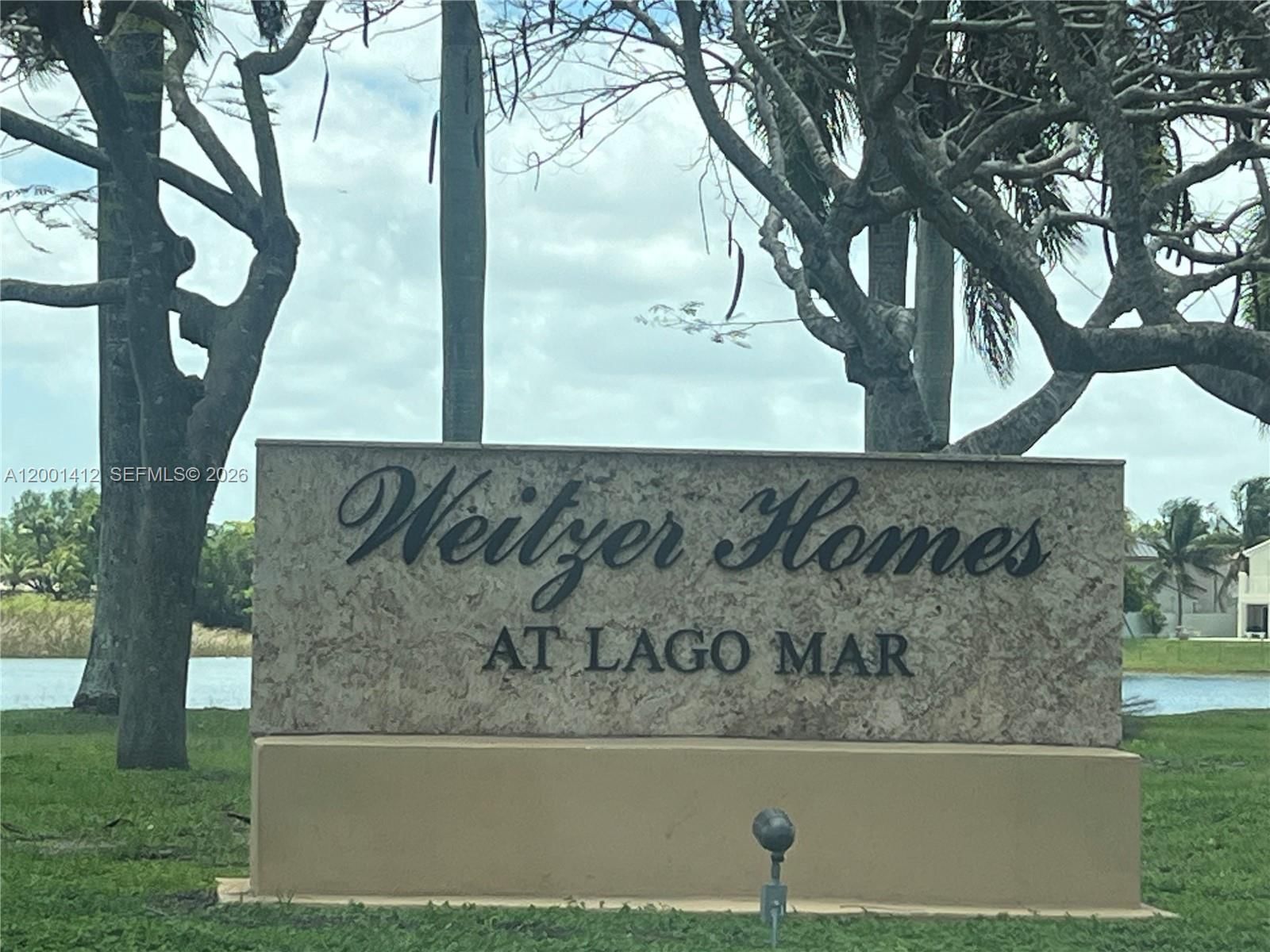 Real estate property located at 7552 157th Pl, Miami-dade, Weitzer Lago Mar Homes, Miami, FL