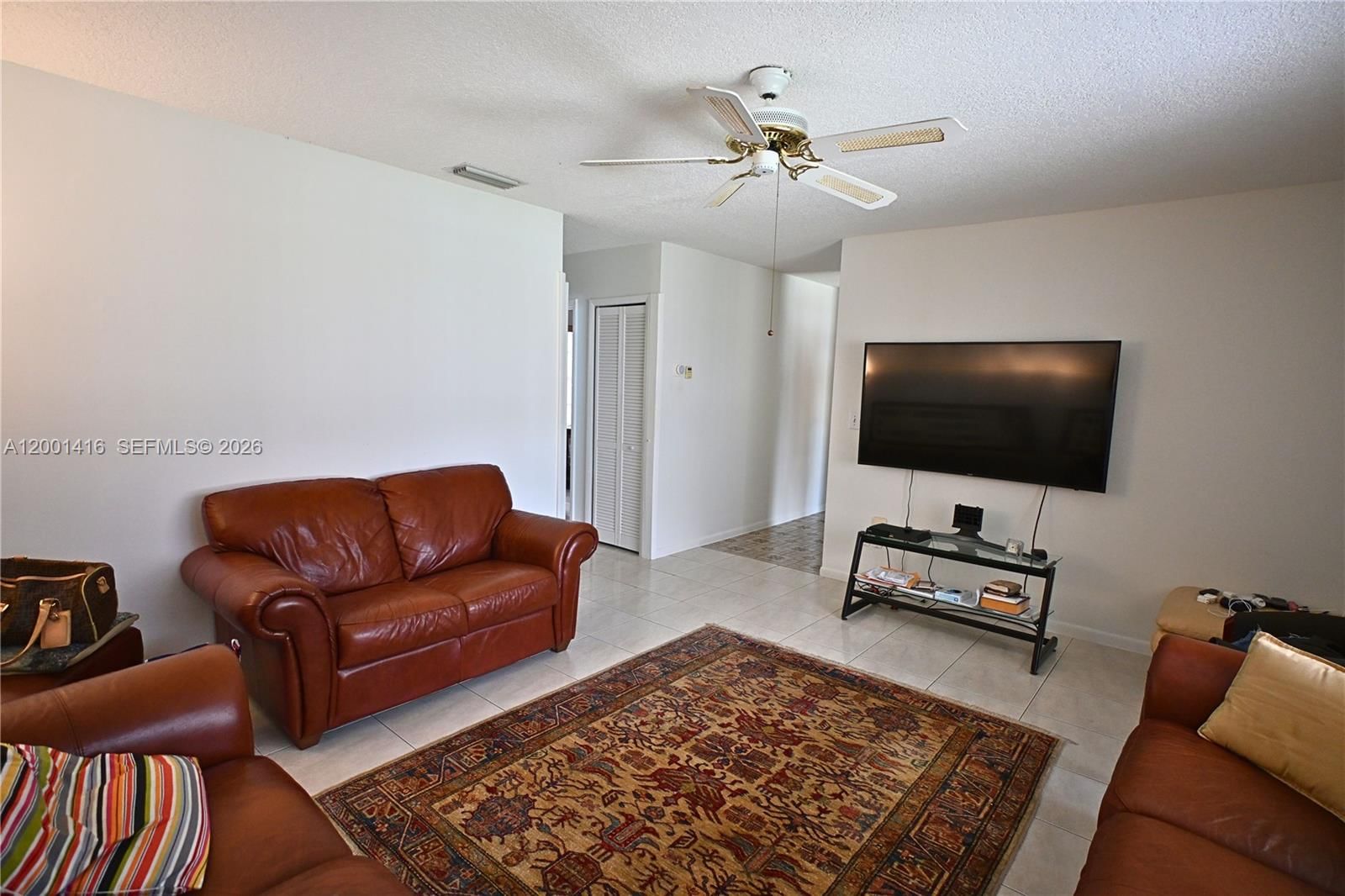 Real estate property located at 13931 105th St, Miami-dade, Caravel Country, Miami, FL