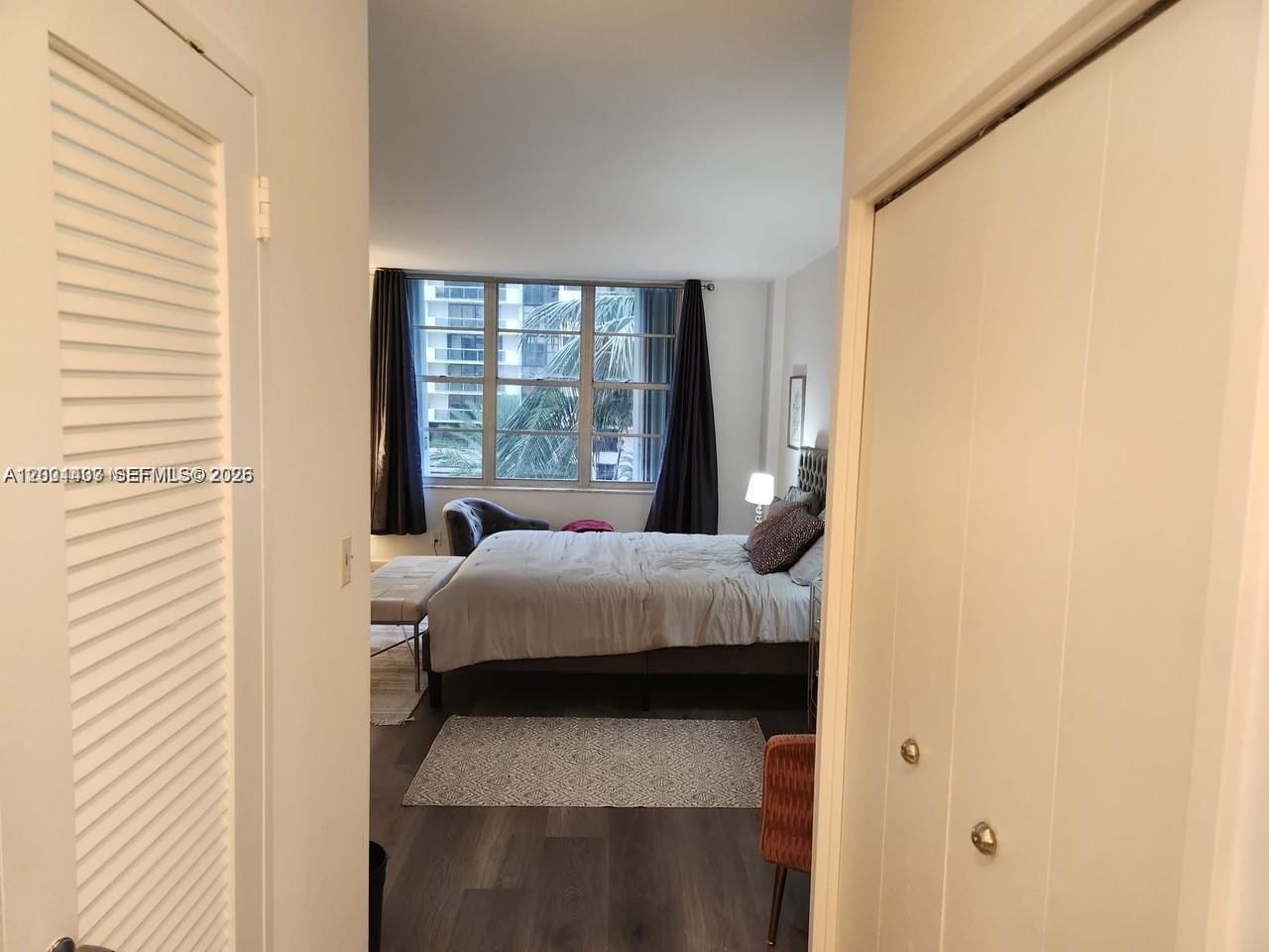 Real estate property located at 5700 Collins Ave #4N, Miami-dade, Seacoast 5700 Condo, Miami Beach, FL