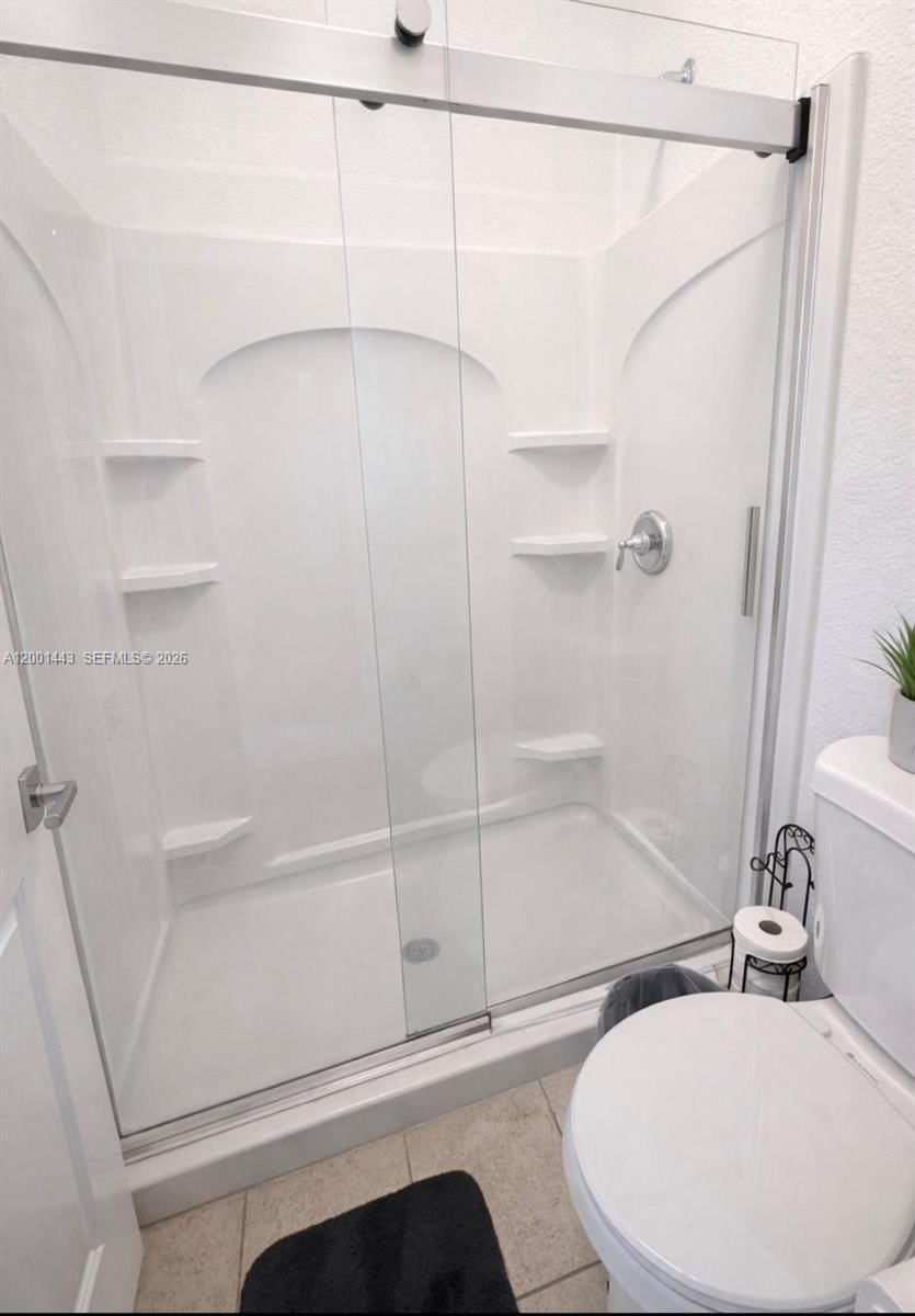 Real estate property located at 3533 30th Ct, Broward, Edc Associates Plat, Lauderdale Lakes, FL