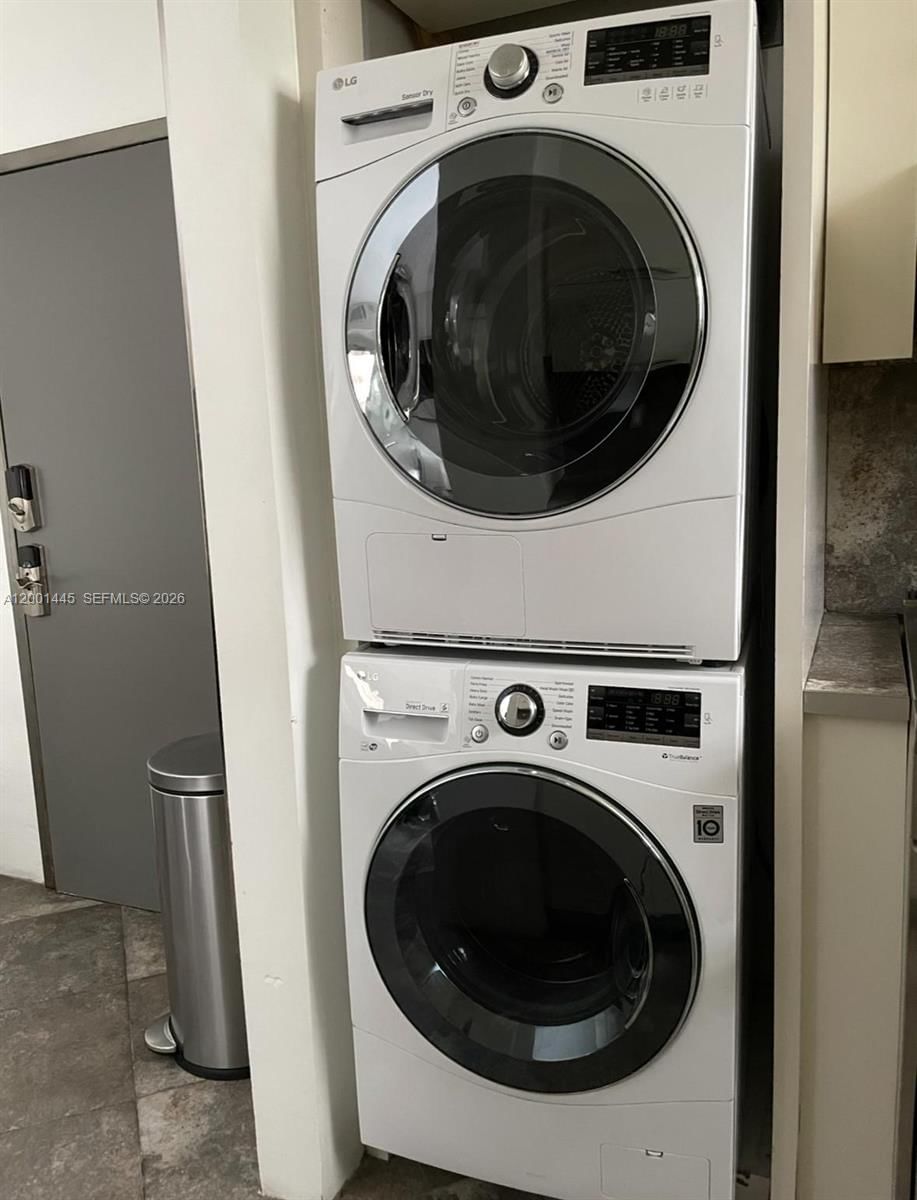 Real estate property located at 1300 Lincoln Rd A301, Miami-dade, Lincoln Towers Condominium, Miami Beach, FL