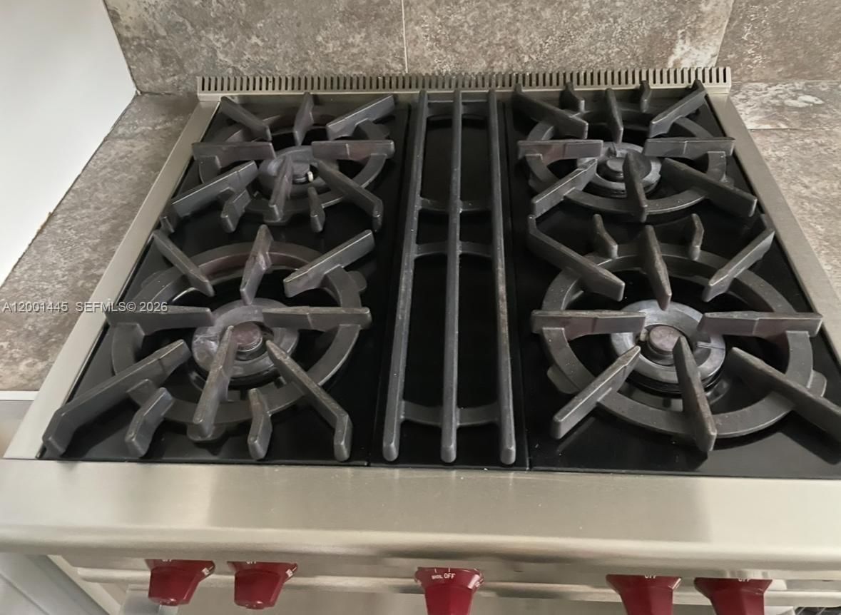 Real estate property located at 1300 Lincoln Rd A301, Miami-dade, Lincoln Towers Condominium, Miami Beach, FL