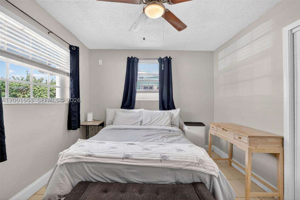 Real estate property located at 6878 15th St, Broward, Springbank Park Sec 2, North Lauderdale, FL