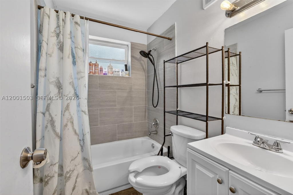 Real estate property located at 6878 15th St, Broward, Springbank Park Sec 2, North Lauderdale, FL