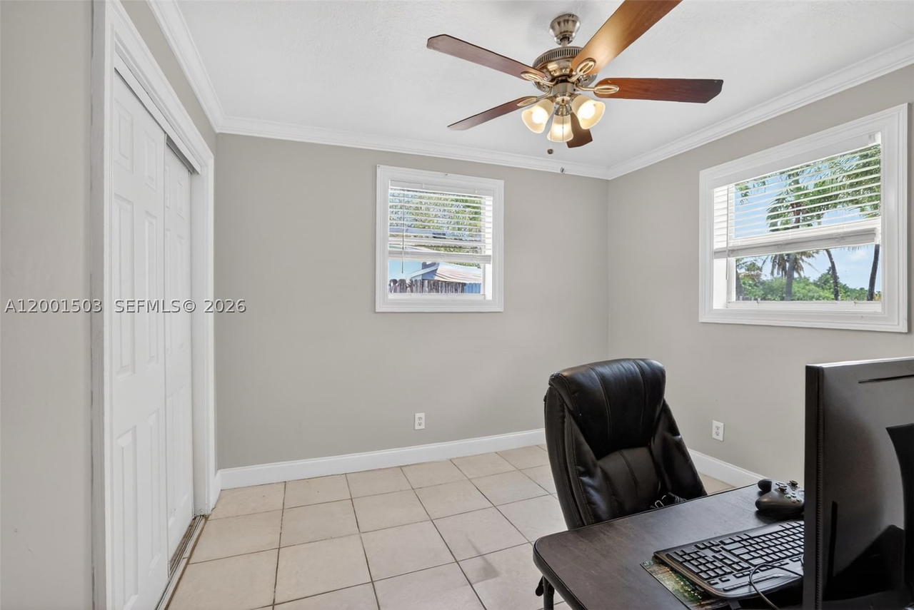 Real estate property located at 6878 15th St, Broward, Springbank Park Sec 2, North Lauderdale, FL