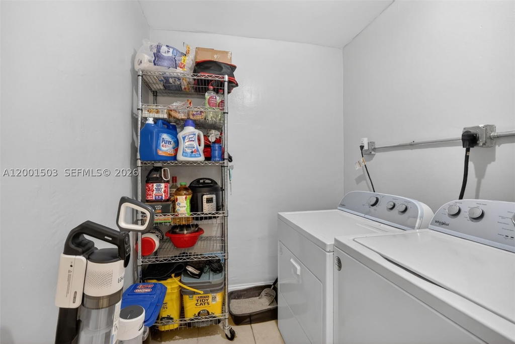 Real estate property located at 6878 15th St, Broward, Springbank Park Sec 2, North Lauderdale, FL