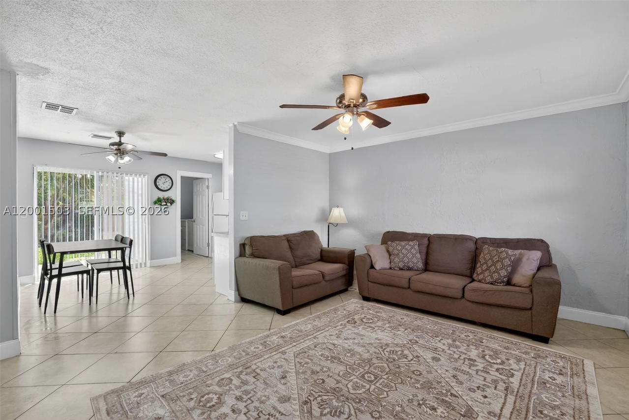 Real estate property located at 6878 15th St, Broward, Springbank Park Sec 2, North Lauderdale, FL