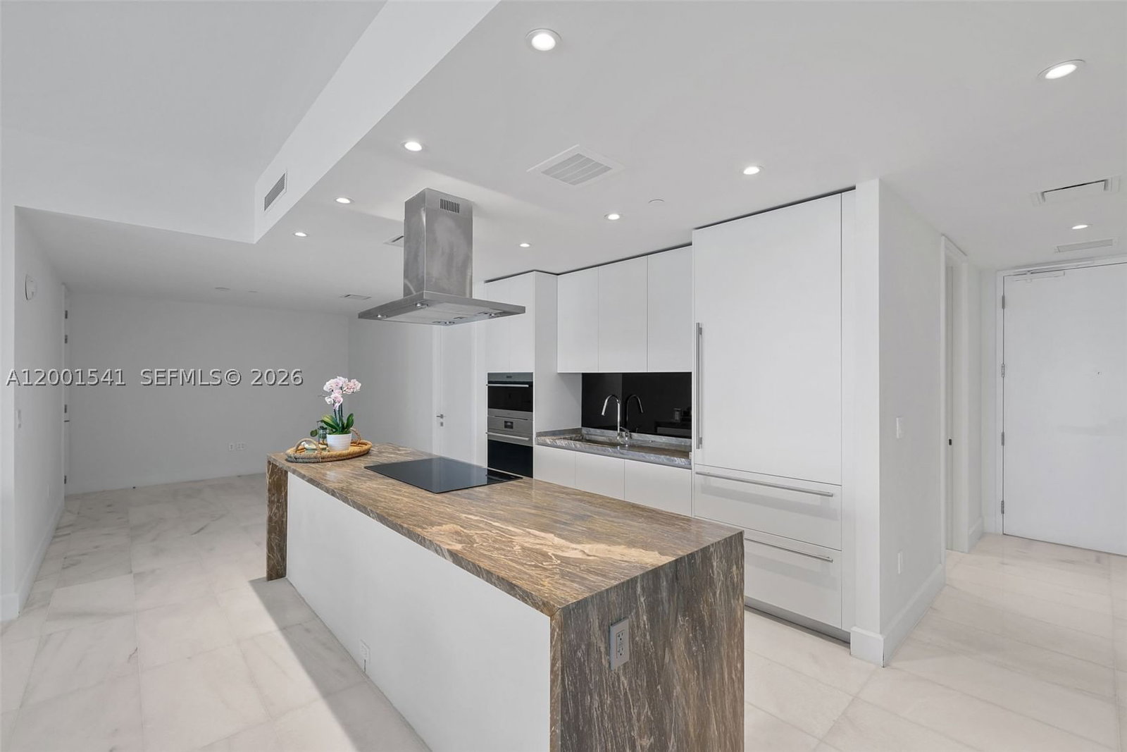Real estate property located at 700 26 Ter #3602, Miami-dade, Missoni Baia, Miami, FL