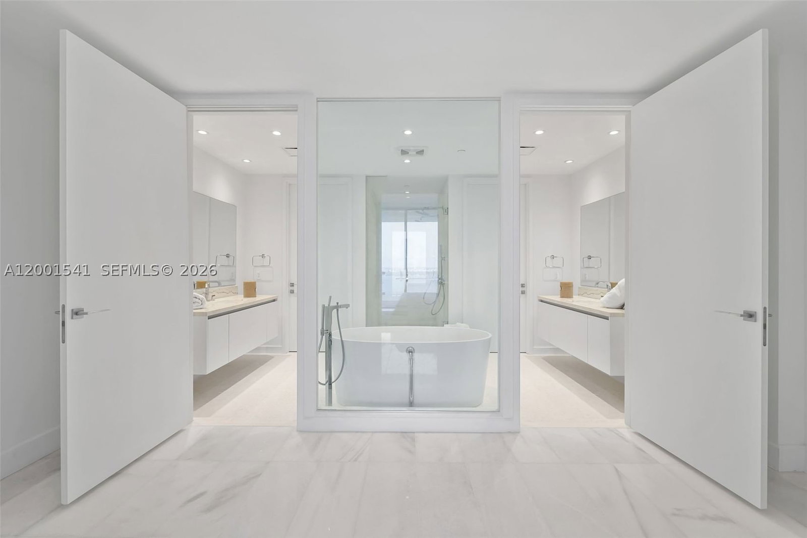 Real estate property located at 700 26 Ter #3602, Miami-dade, Missoni Baia, Miami, FL