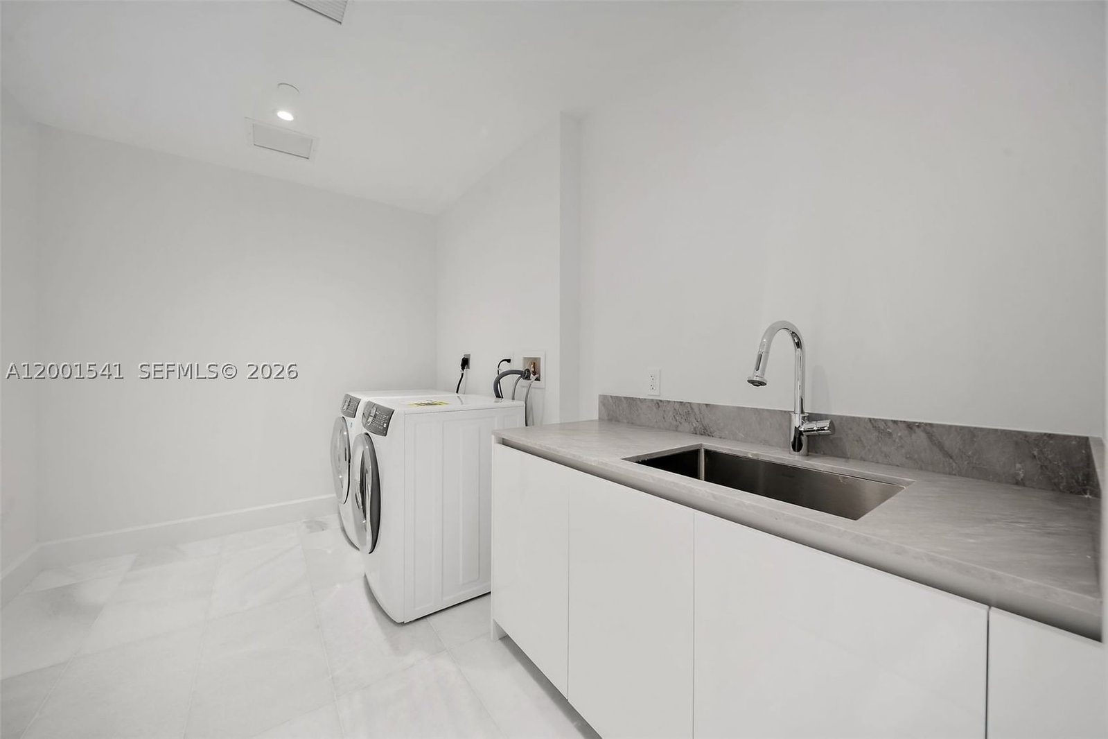 Real estate property located at 700 26 Ter #3602, Miami-dade, Missoni Baia, Miami, FL