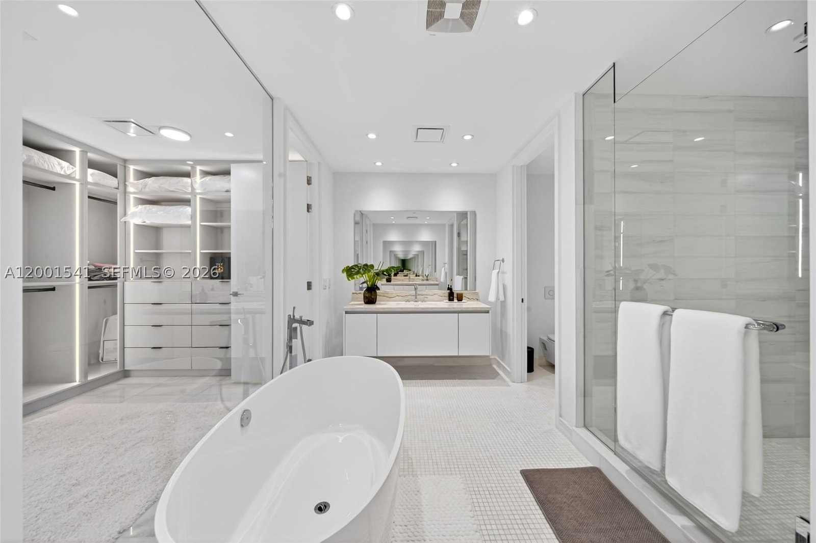 Real estate property located at 700 26 Ter #3602, Miami-dade, Missoni Baia, Miami, FL