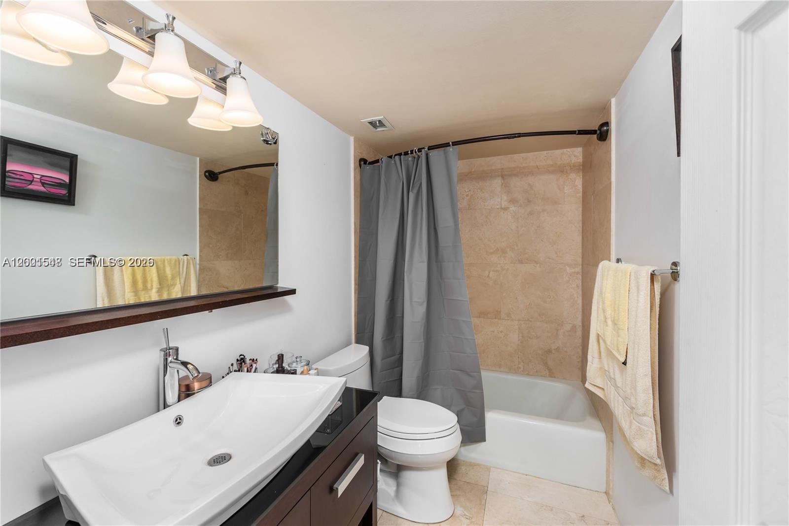 Real estate property located at 1000 Michigan Ave #704, Miami-dade, Parkview, Miami Beach, FL