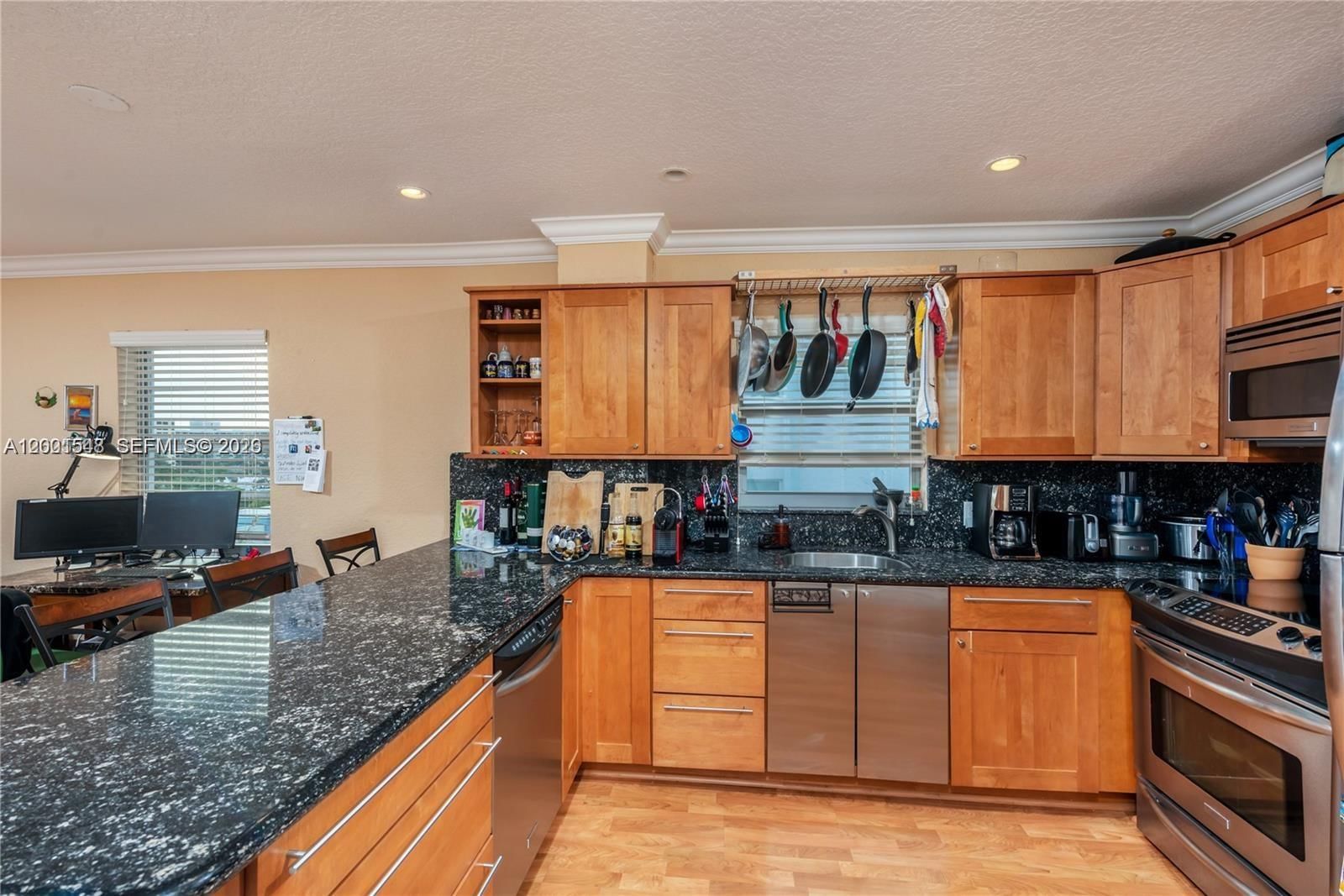 Real estate property located at 1000 Michigan Ave #704, Miami-dade, Parkview, Miami Beach, FL