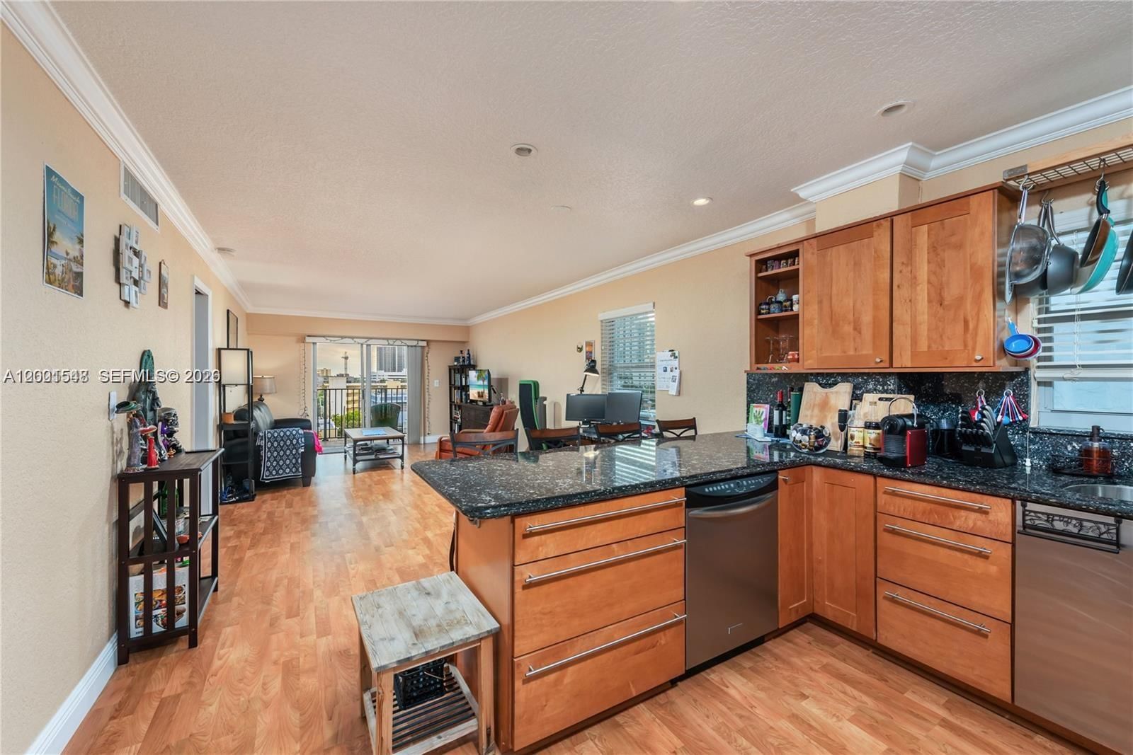 Real estate property located at 1000 Michigan Ave #704, Miami-dade, Parkview, Miami Beach, FL